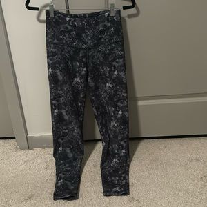 Black fashion nova leggings, size medium